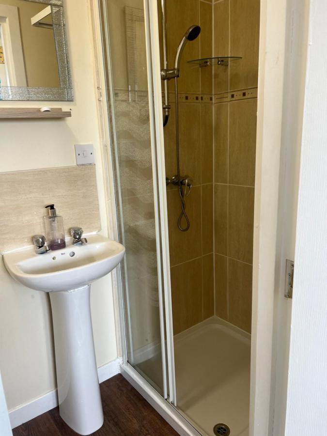 Budget Rooms Inverness Zewnętrze zdjęcie